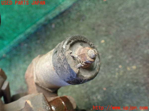 1UPJ-9236364235]ランクル80系(FZJ80G)パワステギアボックス 中古_3