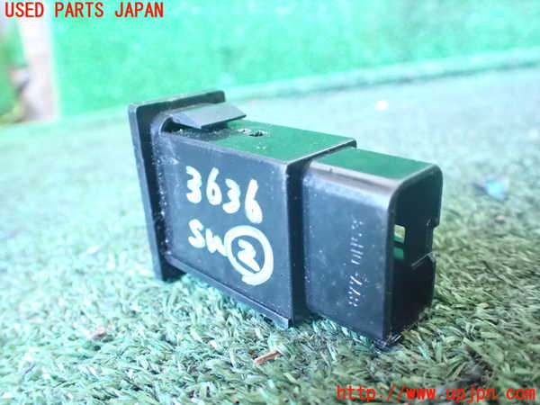 1UPJ-9236366307]ランクル80系(FZJ80G)スイッチ2 中古_2