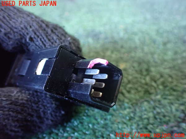 1UPJ-9236366312]ランクル80系(FZJ80G)スイッチ7 中古_3