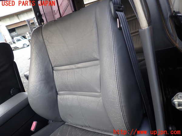 1UPJ-9236367065]ランクル80系(FZJ80G)助手席シート 中古_2