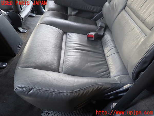 1UPJ-9236367175]ランクル80系(FZJ80G)左2列目シート 中古_3