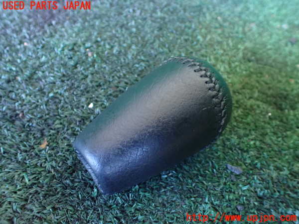 1UPJ-9236367570]ランクル80系(FZJ80G)シフトノブ 中古_3