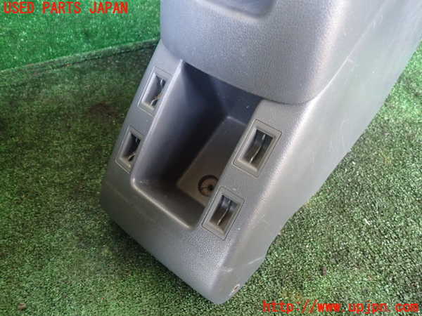 1UPJ-9236367540]ランクル80系(FZJ80G)センターコンソール 中古_2