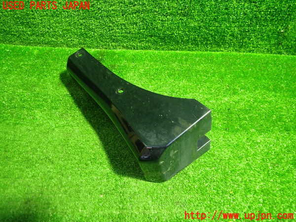 1UPJ-9236371450]セレナ(GFC27)右フロントマッドガード(泥除け) 中古_2