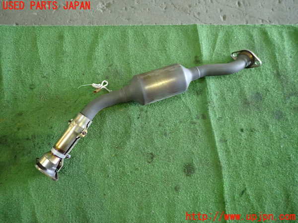 1UPJ-9236372661]セレナ(GFC27)触媒1 中古_2