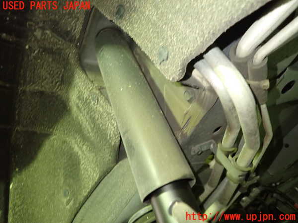 1UPJ-9236375075]セレナ(GFC27)左リアショックアブソーバー 中古_2