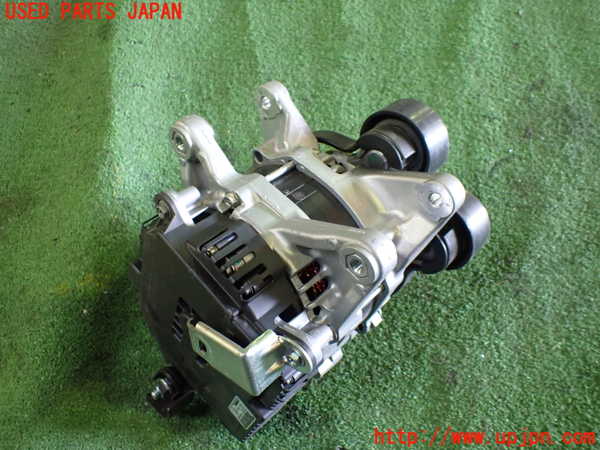 1UPJ-9236376015]セレナ(GFC27)オルタネーター(ダイナモ) 中古_4