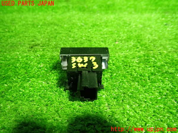 1UPJ-9236376308]セレナ(GFC27)スイッチ3(カメラ) 中古_3