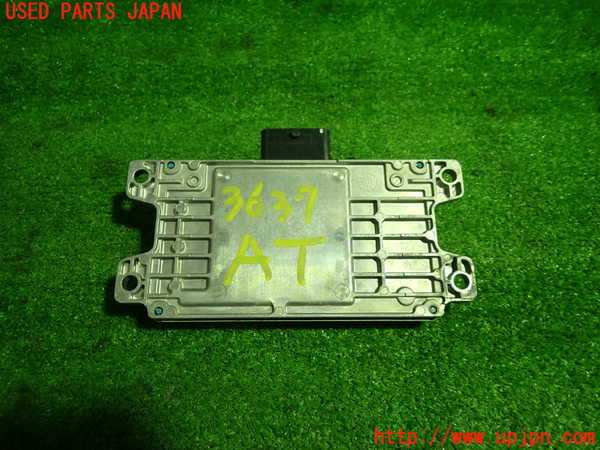 1UPJ-9236376115]セレナ(GFC27)ミッションコンピューター 中古_4