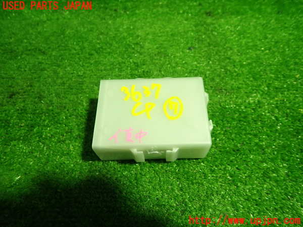 1UPJ-9236376152]セレナ(GFC27)コンピューター7 中古 284U15TA0B_3