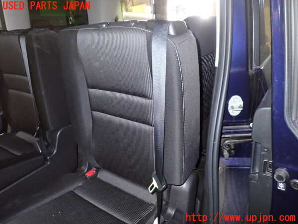 1UPJ-9236377175]セレナ(GFC27)左2列目シート 中古_2