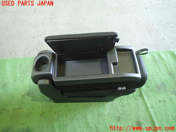 1UPJ-9236377465]セレナ(GFC27)補助席 中古_4