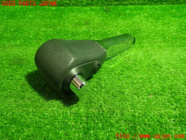 1UPJ-9236377570]セレナ(GFC27)シフトノブ 中古_3
