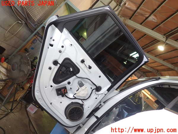 1UPJ-9236381320]アウディ・S4 アバント(8KCGWF)左後ドア 中古 SOLIVER M40A 43R-00082_4