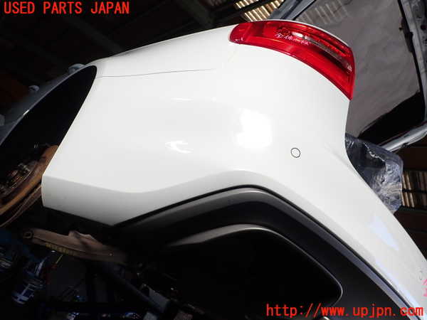 1UPJ-9236381610]アウディ・S4 アバント(8KCGWF)リアバンパー 中古_5