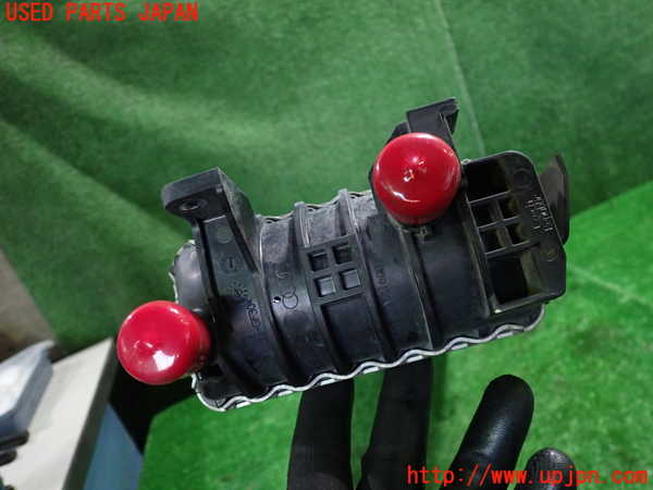 1UPJ-9236382322]アウディ・S4 アバント(8KCGWF)ラジエーター2(サブ) 中古_3