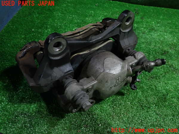 1UPJ-9236384080]アウディ・S4 アバント(8KCGWF)右フロントキャリパー 中古_2