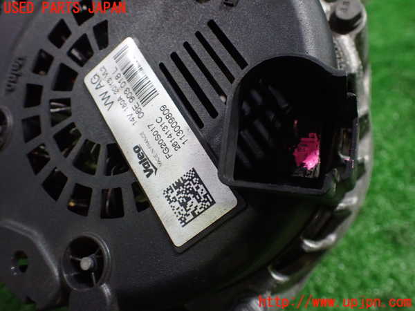 1UPJ-9236386015]アウディ・S4 アバント(8KCGWF)オルタネーター(ダイナモ) 中古_3