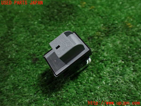 1UPJ-9236386245]アウディ・S4 アバント(8KCGWF)左前パワーウィンドウスイッチ 中古_2
