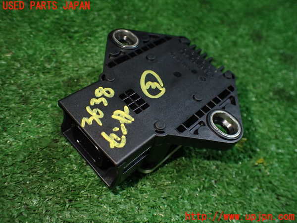 1UPJ-9236386383]アウディ・S4 アバント(8KCGWF)センサー3 中古_2