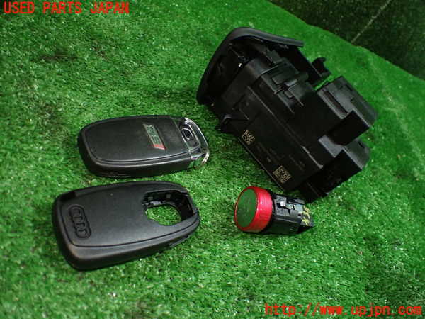 1UPJ-9236386110]アウディ・S4 アバント(8KCGWF)エンジンコンピューター 中古_4