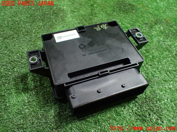 1UPJ-9236386147]アウディ・S4 アバント(8KCGWF)コンピューター2 中古 8K907801M_2