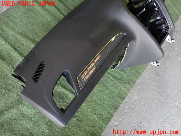 1UPJ-9236387505]アウディ・S4 アバント(8KCGWF)ダッシュボード 中古_3