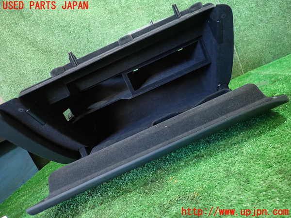 1UPJ-9236387516]アウディ・S4 アバント(8KCGWF)グローブボックス1 中古_2