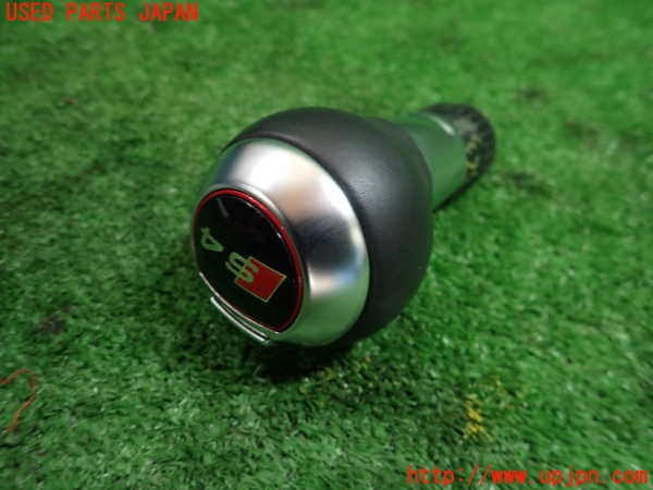 1UPJ-9236387570]アウディ・S4 アバント(8KCGWF)シフトノブ 中古_2