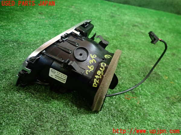 1UPJ-9236387526]アウディ・S4 アバント(8KCGWF)エアコン吹き出し口1(右) 中古_2