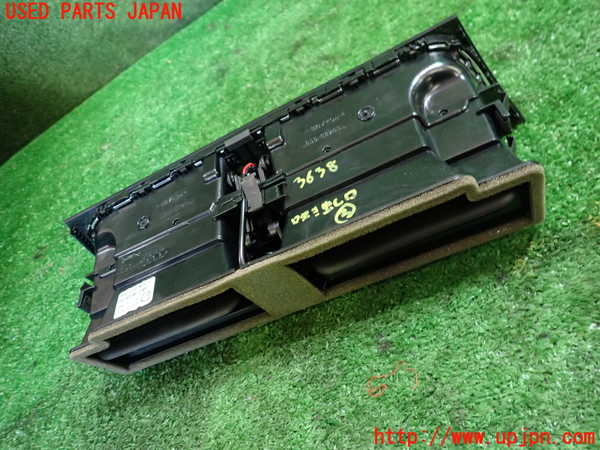 1UPJ-9236387528]アウディ・S4 アバント(8KCGWF)エアコン吹き出し口3(真中) 中古_3