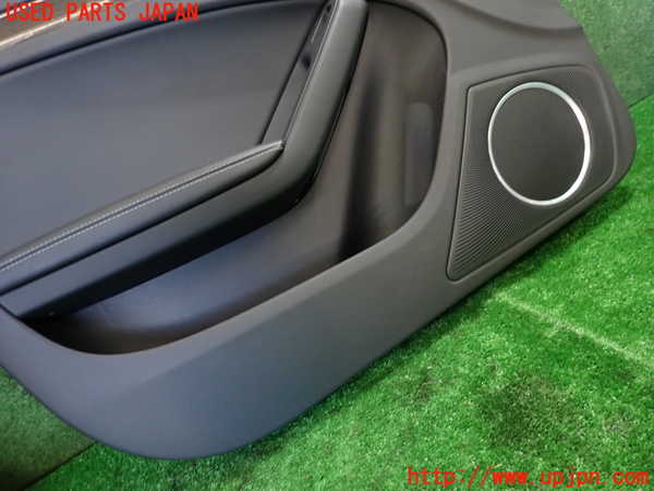 1UPJ-9236381264]アウディ・S4 アバント(8KCGWF)左前ドア内張り 中古_3