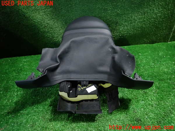 1UPJ-9236387905]アウディ・S4 アバント(8KCGWF)コラムカバー 中古_4