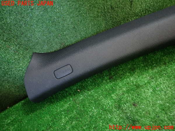 1UPJ-9236387660]アウディ・S4 アバント(8KCGWF)左フロントピラートリム 中古_2