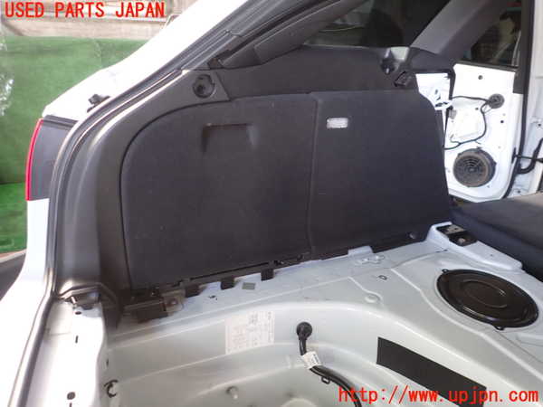 1UPJ-9236387680]アウディ・S4 アバント(8KCGWF)左リアピラートリム 中古_3