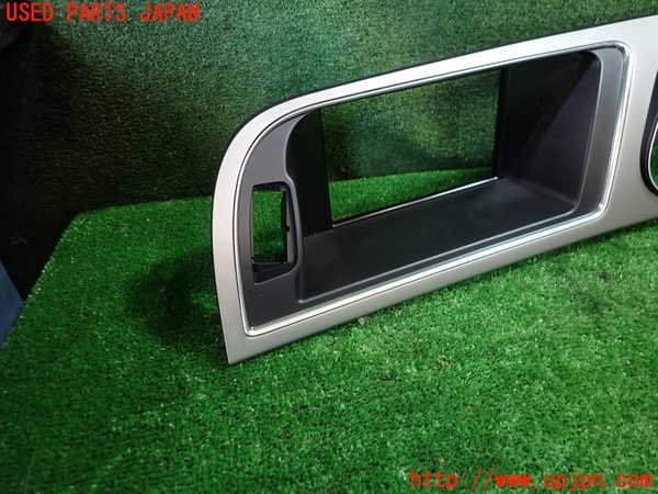 1UPJ-9236387510]アウディ・S4 アバント(8KCGWF)メーターフード 中古_4