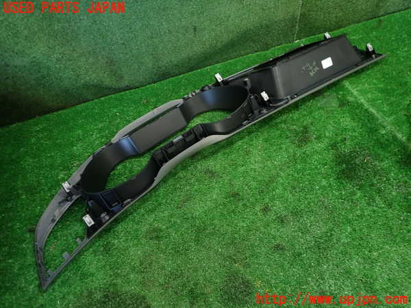 1UPJ-9236387510]アウディ・S4 アバント(8KCGWF)メーターフード 中古_5