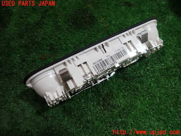 1UPJ-9236386412]アウディ・S4 アバント(8KCGWF)ルームランプ2(2列目真中) 中古_3