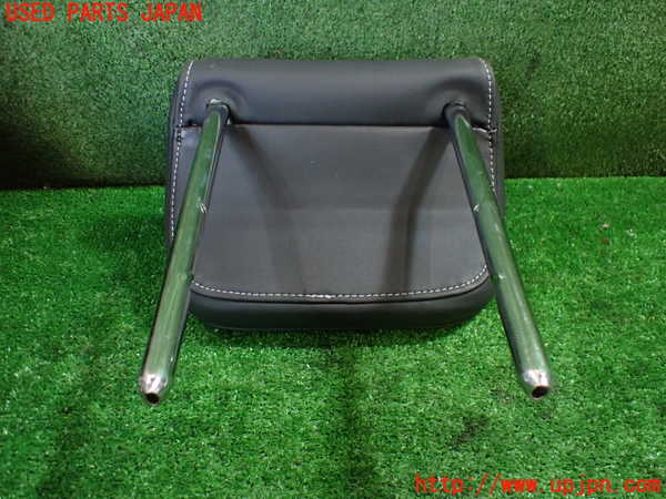 1UPJ-9236387150]アウディ・S4 アバント(8KCGWF)右2列目ヘッドレスト 中古_2