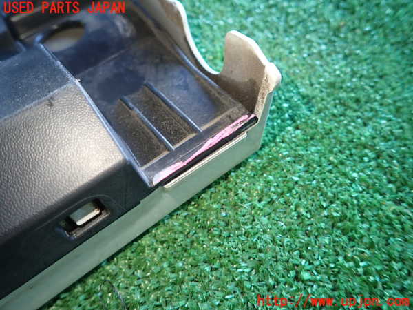 1UPJ-9236391232]ノア(ヴォクシー)(ZRR80W)右前ドアパネル 中古_2