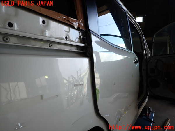 1UPJ-9236391290]ノア(ヴォクシー)(ZRR80W)右後ドア ジャンク NSG M31Q8 43R-005844_2