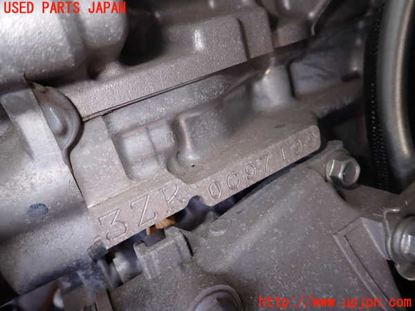 1UPJ-9236392010]ノア(ヴォクシー)(ZRR80W)エンジン 3ZR-FAE 中古_3
