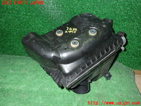 1UPJ-9236392560]ノア(ヴォクシー)(ZRR80W)エアクリーナーボックス 中古_3