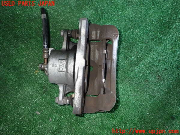 1UPJ-9236394080]ノア(ヴォクシー)(ZRR80W)右フロントキャリパー 中古_2