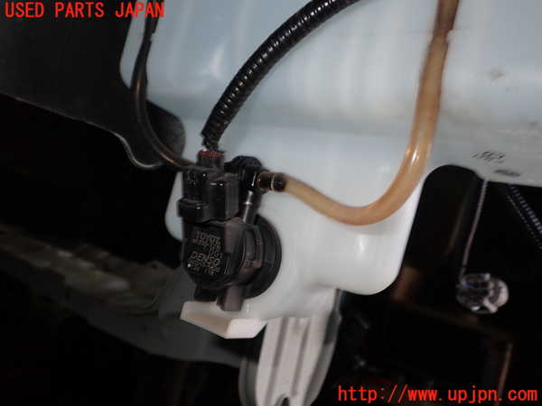 1UPJ-9236396791]ノア(ヴォクシー)(ZRR80W)ウォッシャータンク1 中古_2