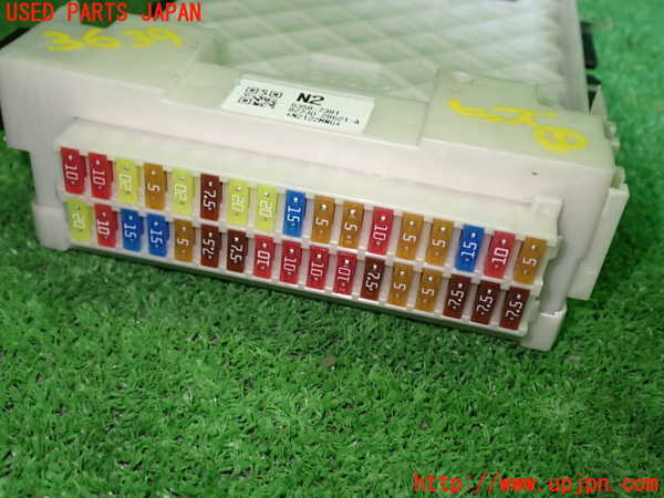 1UPJ-9236396741]ノア(ヴォクシー)(ZRR80W)ヒューズボックス1 中古_3