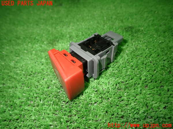 1UPJ-9236396290]ノア(ヴォクシー)(ZRR80W)ハザードスイッチ 中古_2