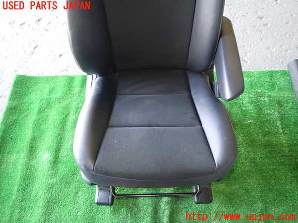 1UPJ-9236397035]ノア(ヴォクシー)(ZRR80W)運転席シート 中古_2