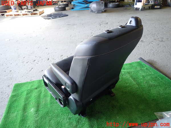 1UPJ-9236397145]ノア(ヴォクシー)(ZRR80W)右2列目シート 中古_4