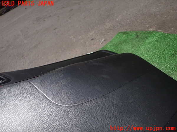 1UPJ-9236391234]ノア(ヴォクシー)(ZRR80W)右前ドア内張り 中古_3